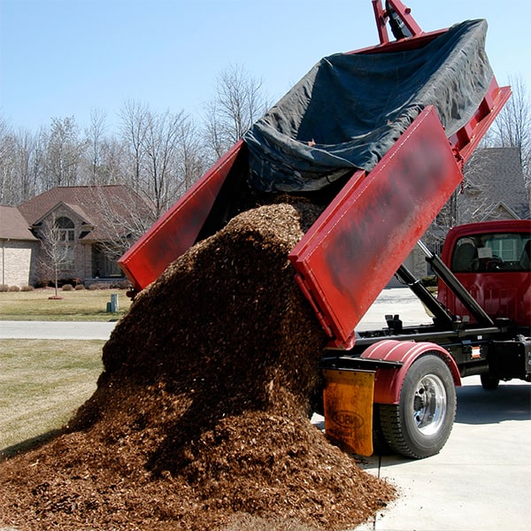 we provide convenient mulch delivery right to your doorstep